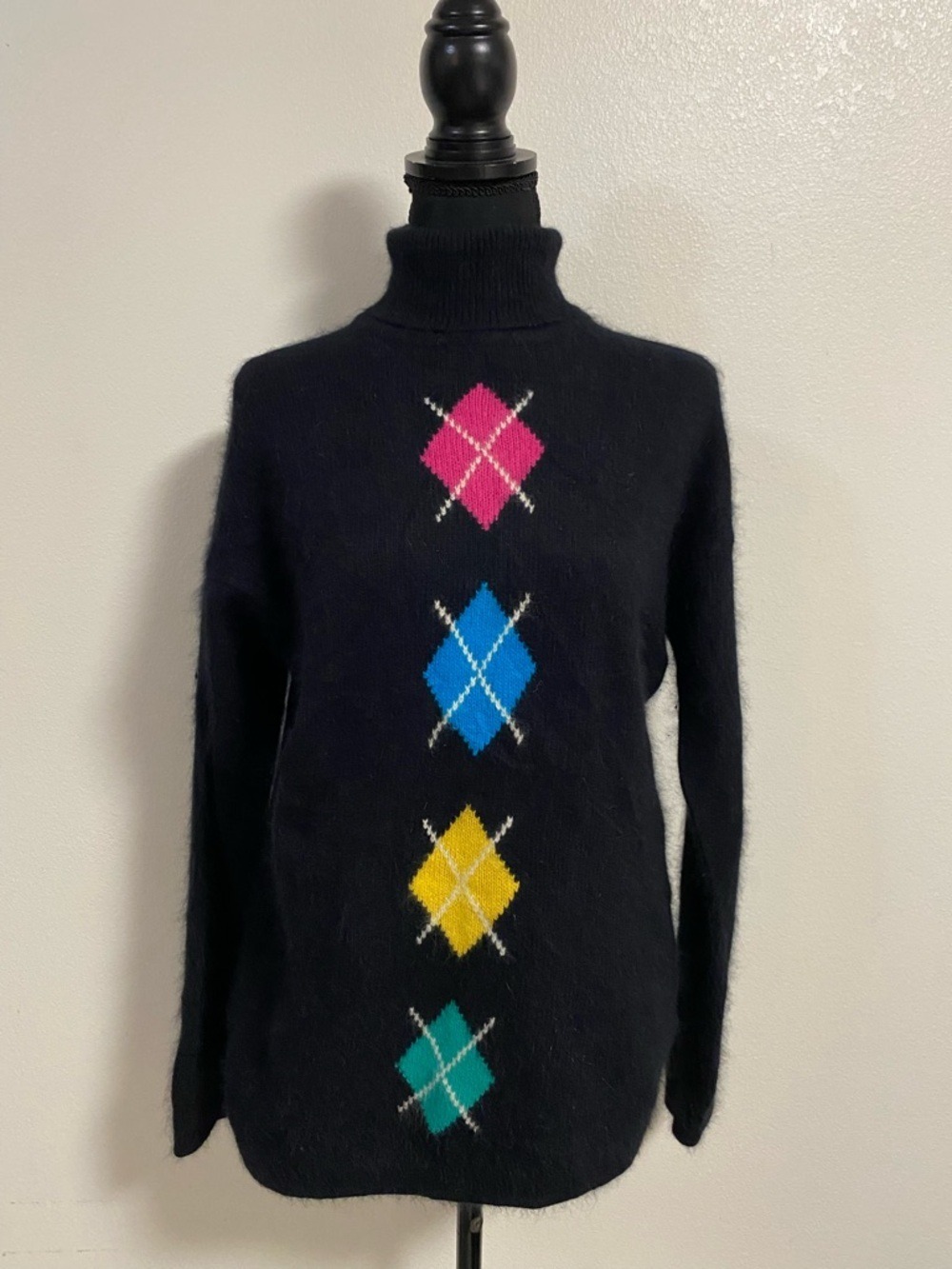 Chaus Sweater Women Size Small Black Turtleneck Sweater Argyle Diamonds Vintage